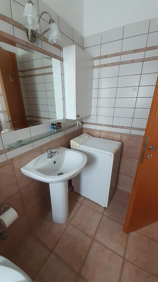 Elissos Appartment Monemvasia Yefira Ngoại thất bức ảnh